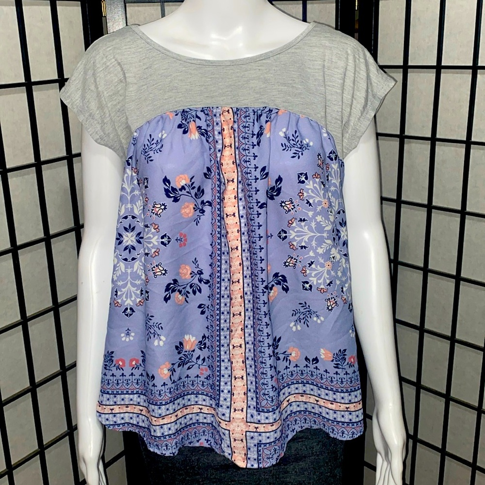 Xhilaration Floral Top